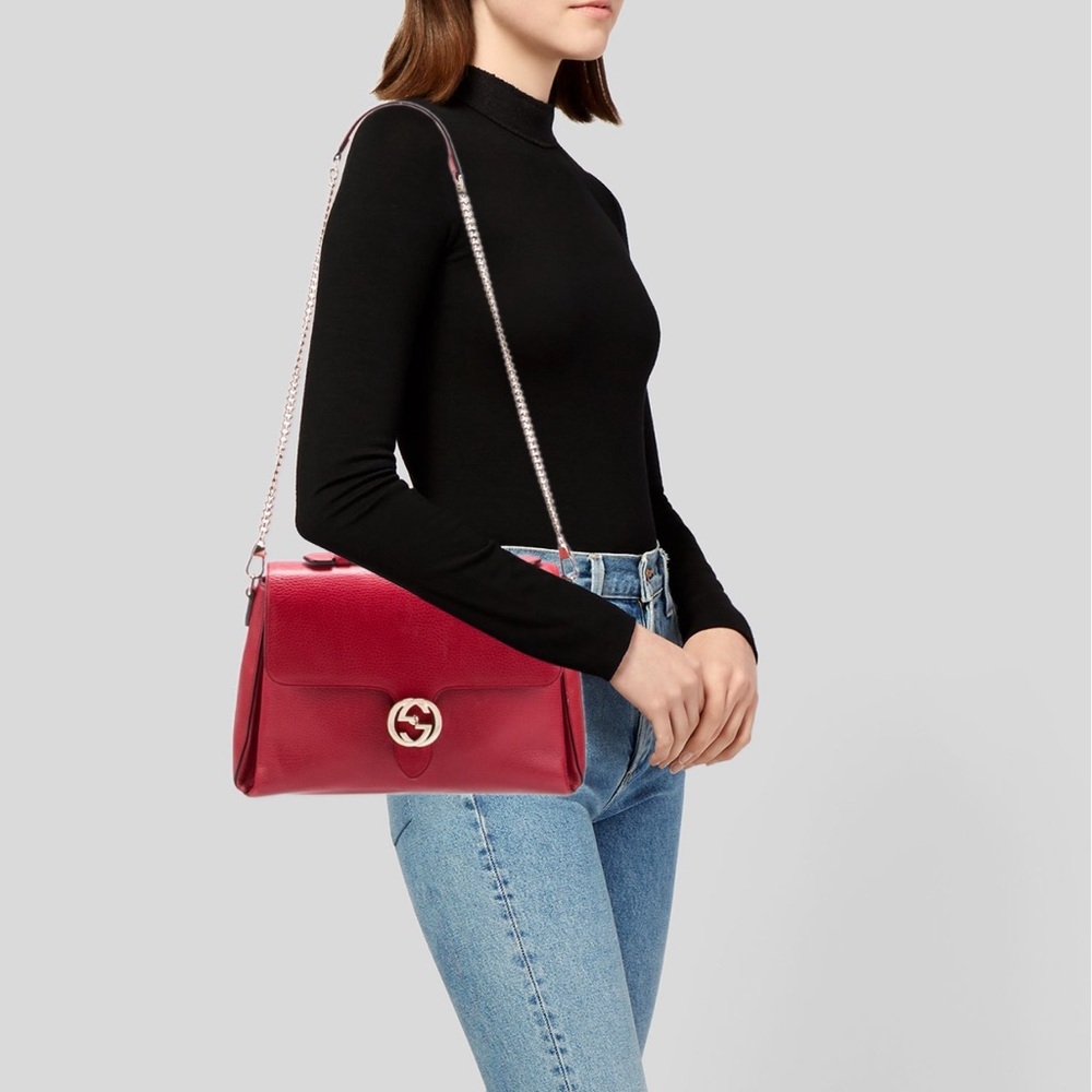 Gucci Interlocking GG medium Bag